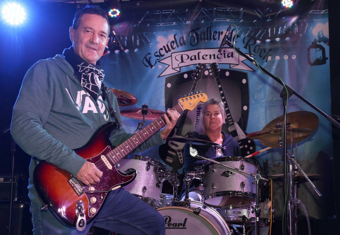 Escuela de Rock de Palencia regentada por Esther Valero y Juan Alberto García