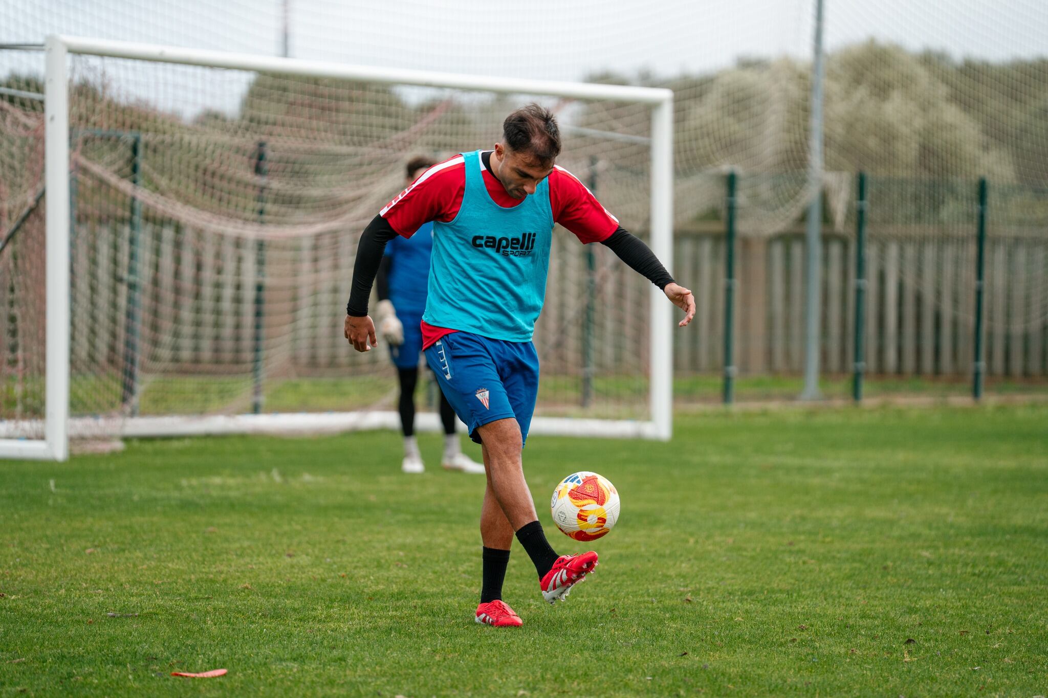 Óscar Castro en un entreno