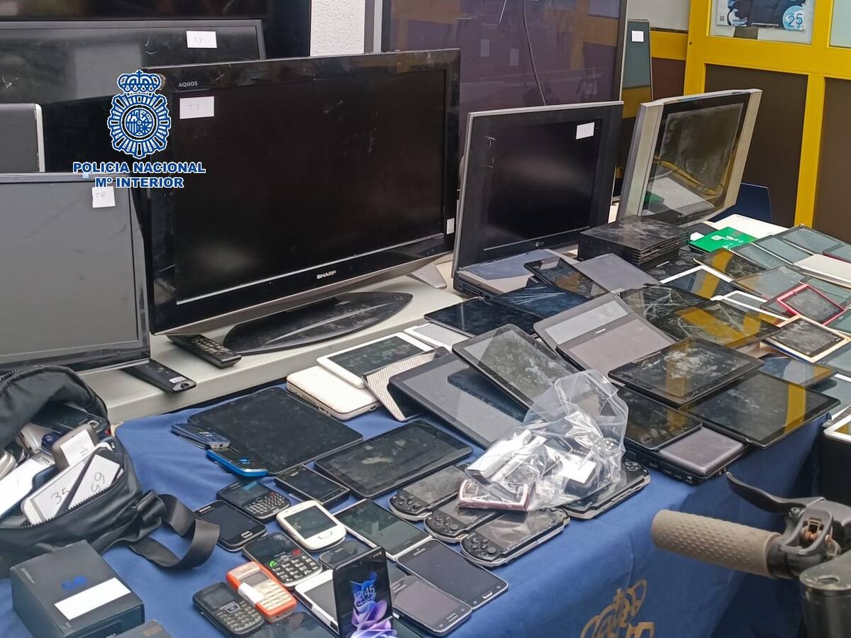 Doscientos objetos robados en Málaga podrán ser recuperados desde este lunes por sus propietarios