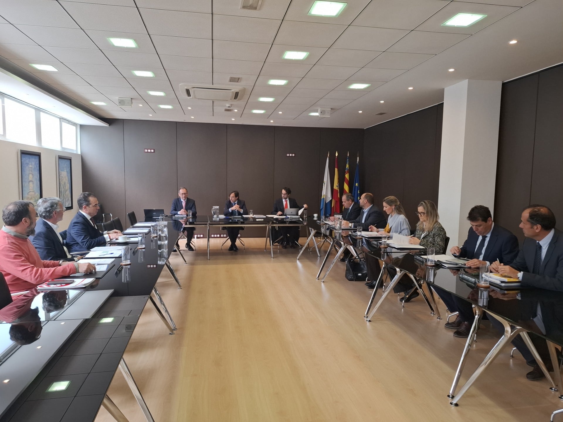 Consejo de Administración de la Autoridad Portuaria de Alicante que ha aprobado el cese del director, Carlos Eleno