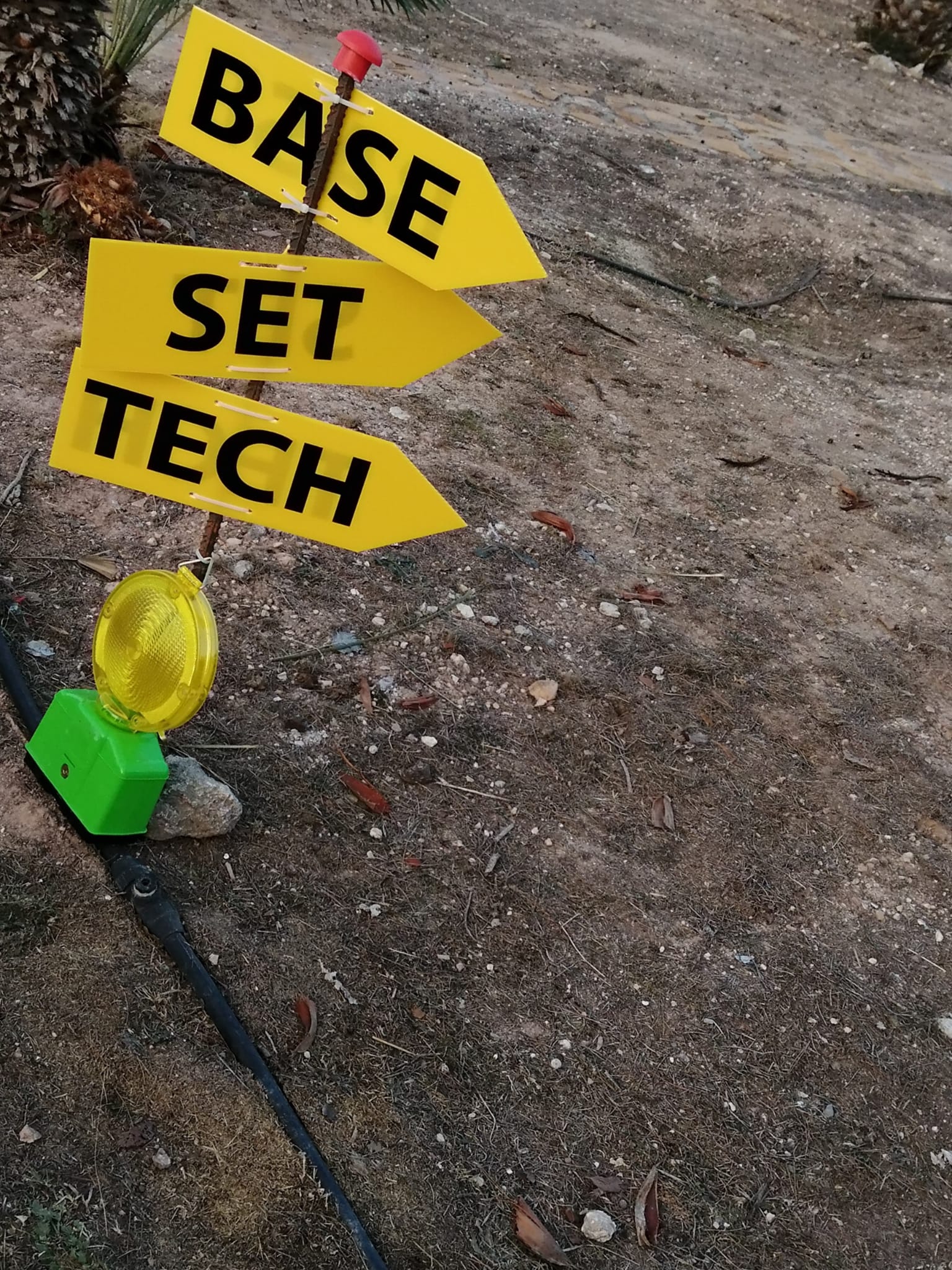 El equipo de rodaje se prepara en Sax y Petrer