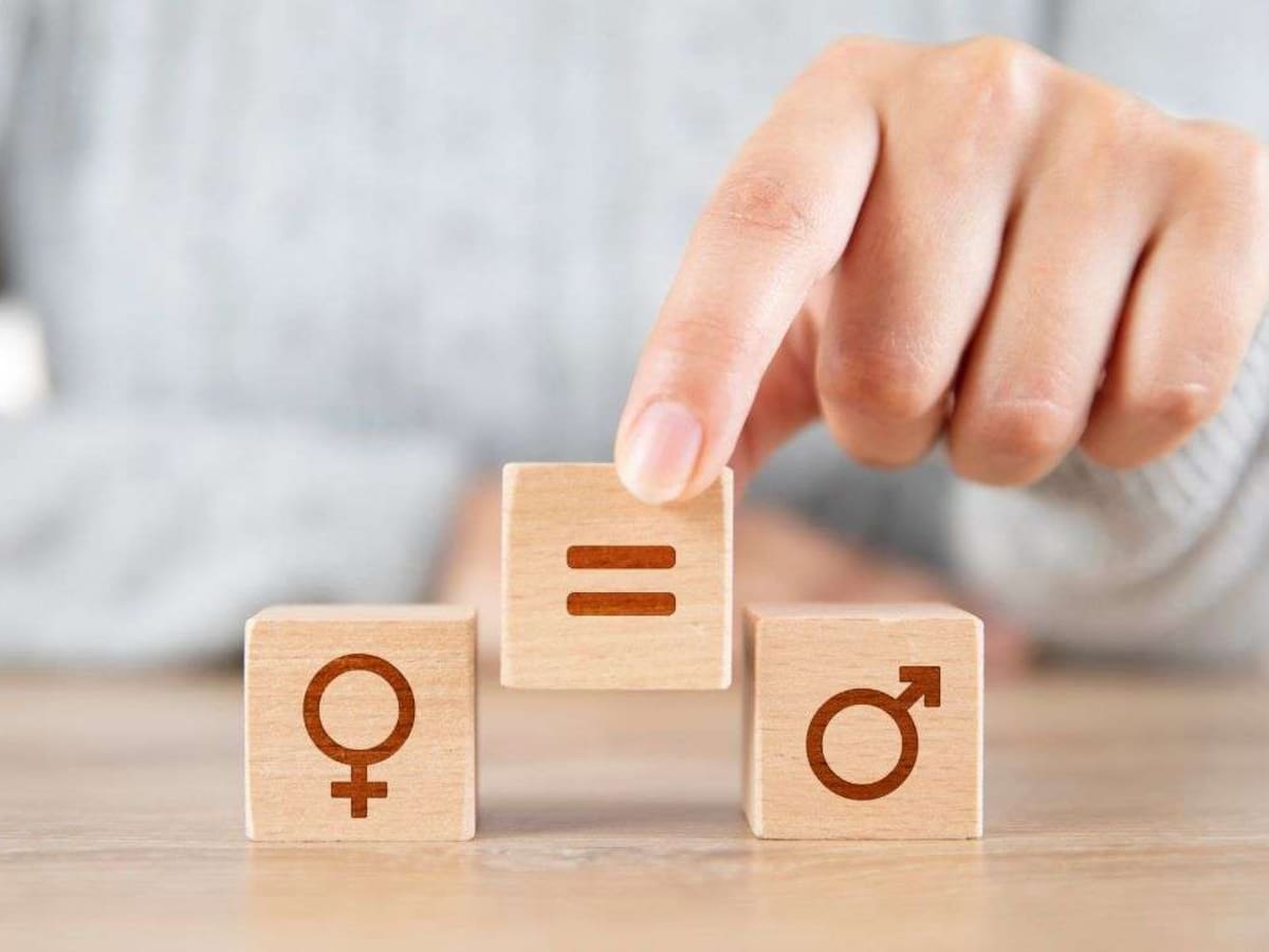 La Asociación de jubilados y pensionistas de Eibar vuelve a reunirse un lunes más