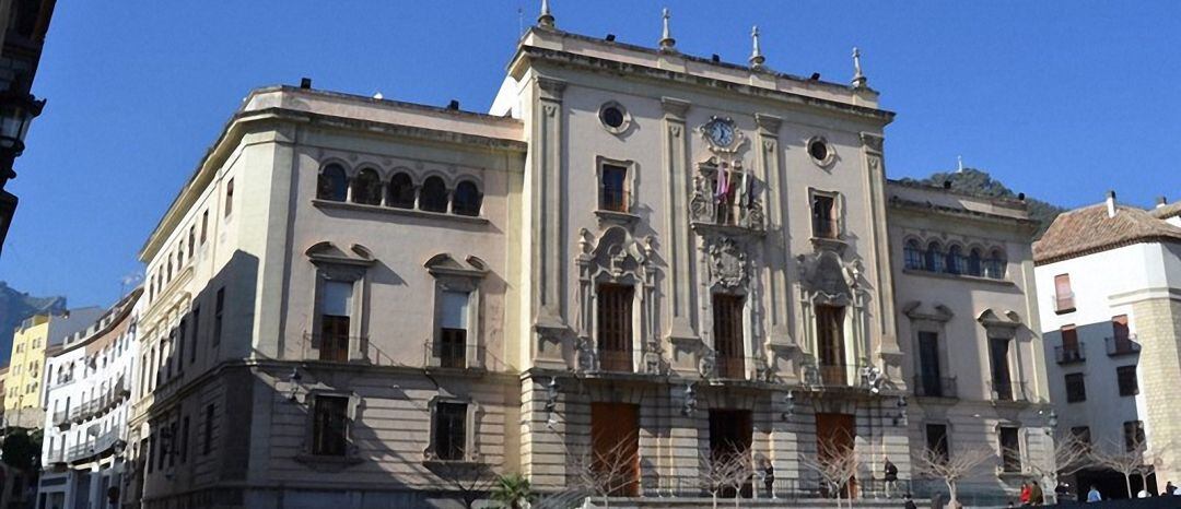 Fachada del Ayuntamiento de Jaén.