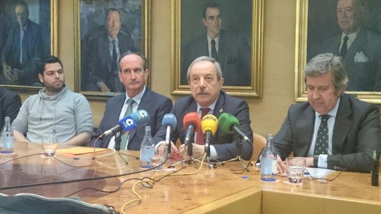 De izquieda a derecha, Rosón, Fernández-Kelly, López y Collado.