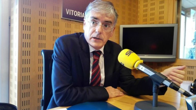 José Luis Cimiano, diputado de hacienda