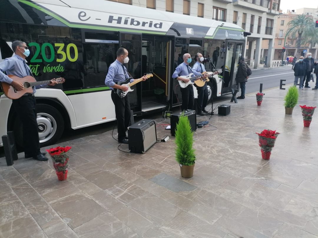Live Music Bus