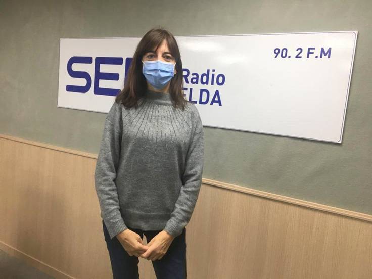 Juana Requena en una visita a Radio Elda Cadena SER