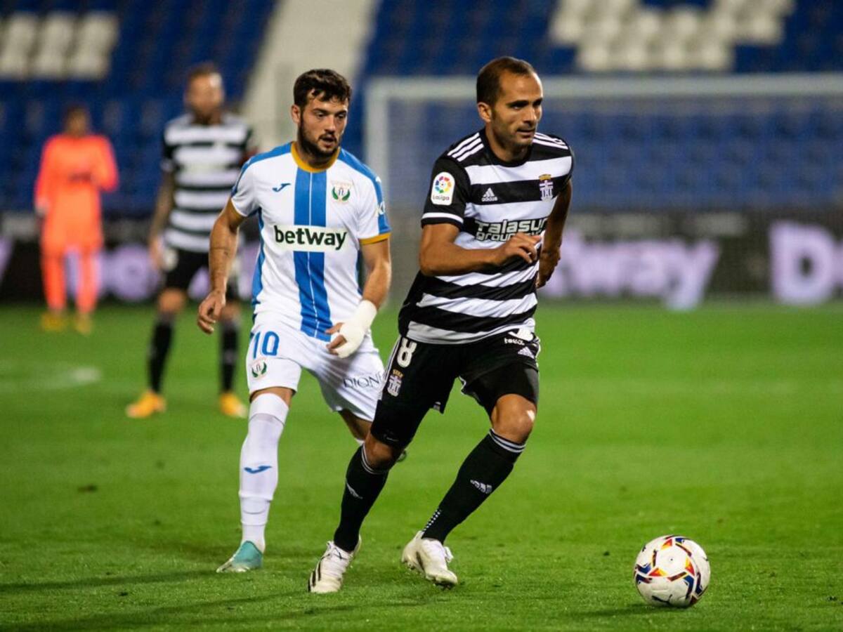 Verza abandona el Efesé