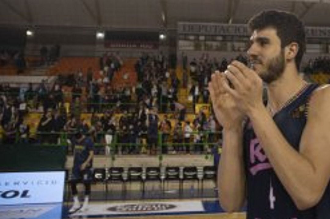 El Club Ourense Baloncesto, se juega en el Pazo ante Araberri, una plaza para el playoff de ascenso a la liga ACB