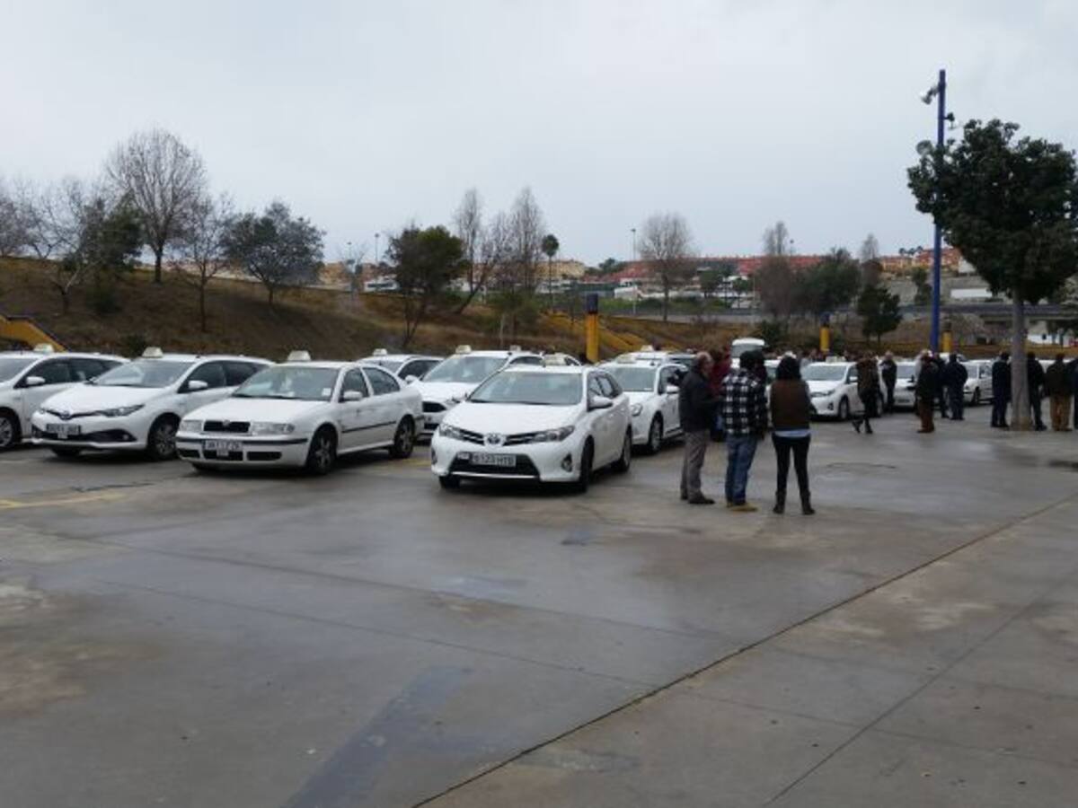 Los taxistas del Campo de Gibraltar también van a la huelga