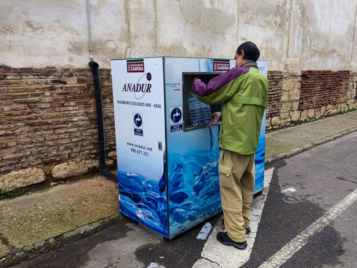 Toro vuelve al agua no potable