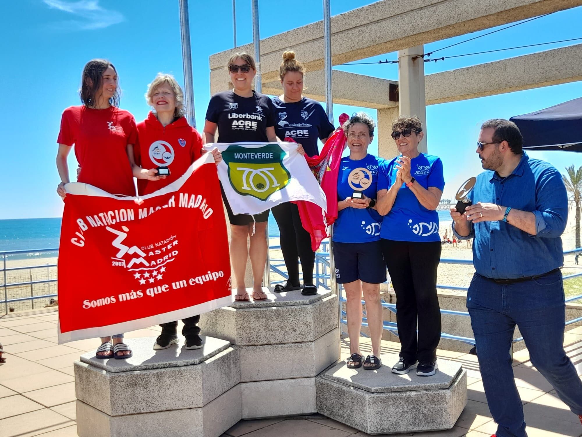 Cuarto en la general y tercer puesto para el Jerez Máster en categoría femenina