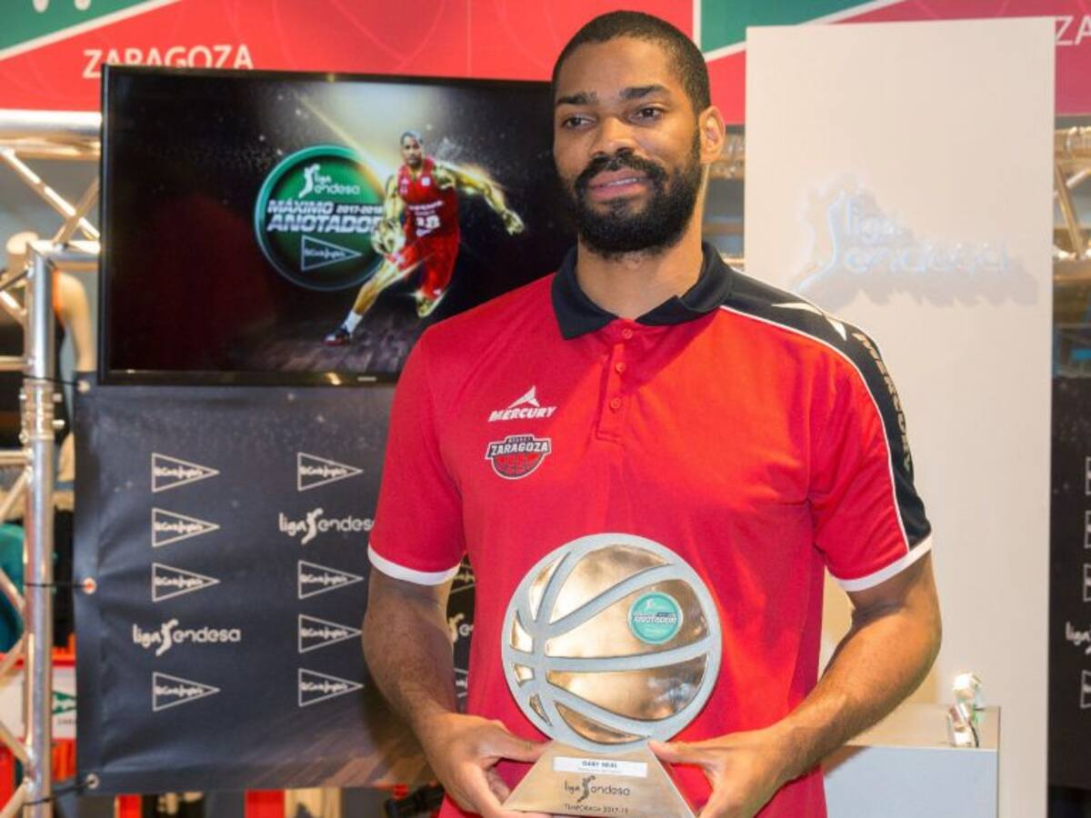 Gary Neal agradece al equipo llegar a ser máximo anotador de la Liga Endesa