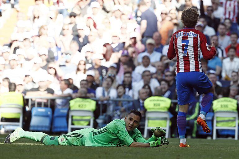 Griezmann celebra el tanto del empate