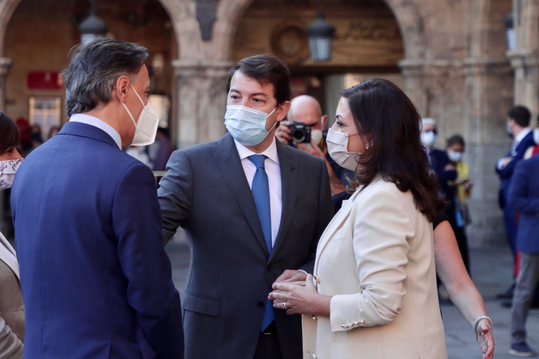 La presidenta del Gobierno de La Rioja, Concha Andreu, a su llegada a la Conferencia de Presidentes de Salamanca.