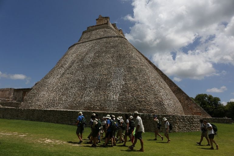 Pirámide del Adivino, en el complejo de Uxmal.