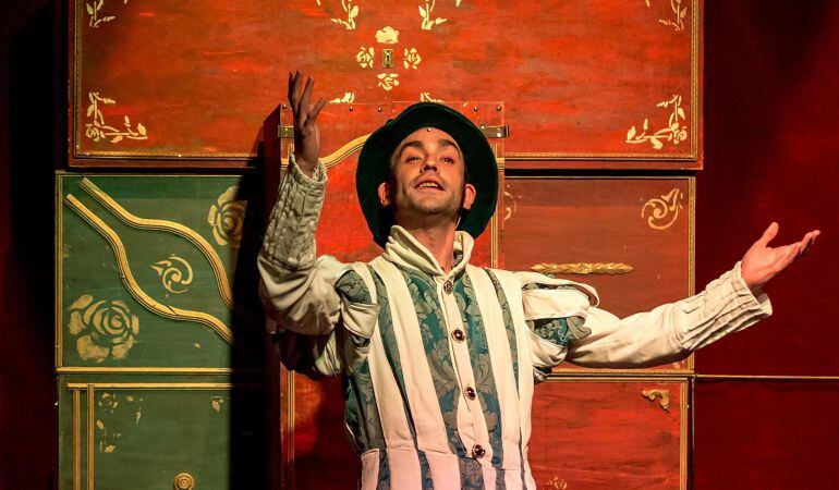 Las tablas del TACA acogen el montaje de teatro y títeres para toda la familia 'Ingenioso Hidalgo' inspirado en El Quijote