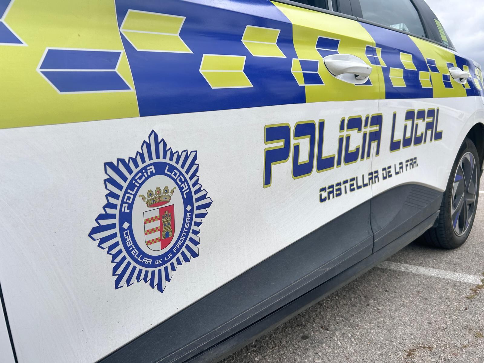 Un vehículo policial en Castellar