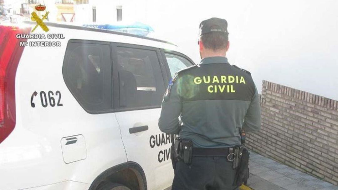 Un agente de Guardia Civil.