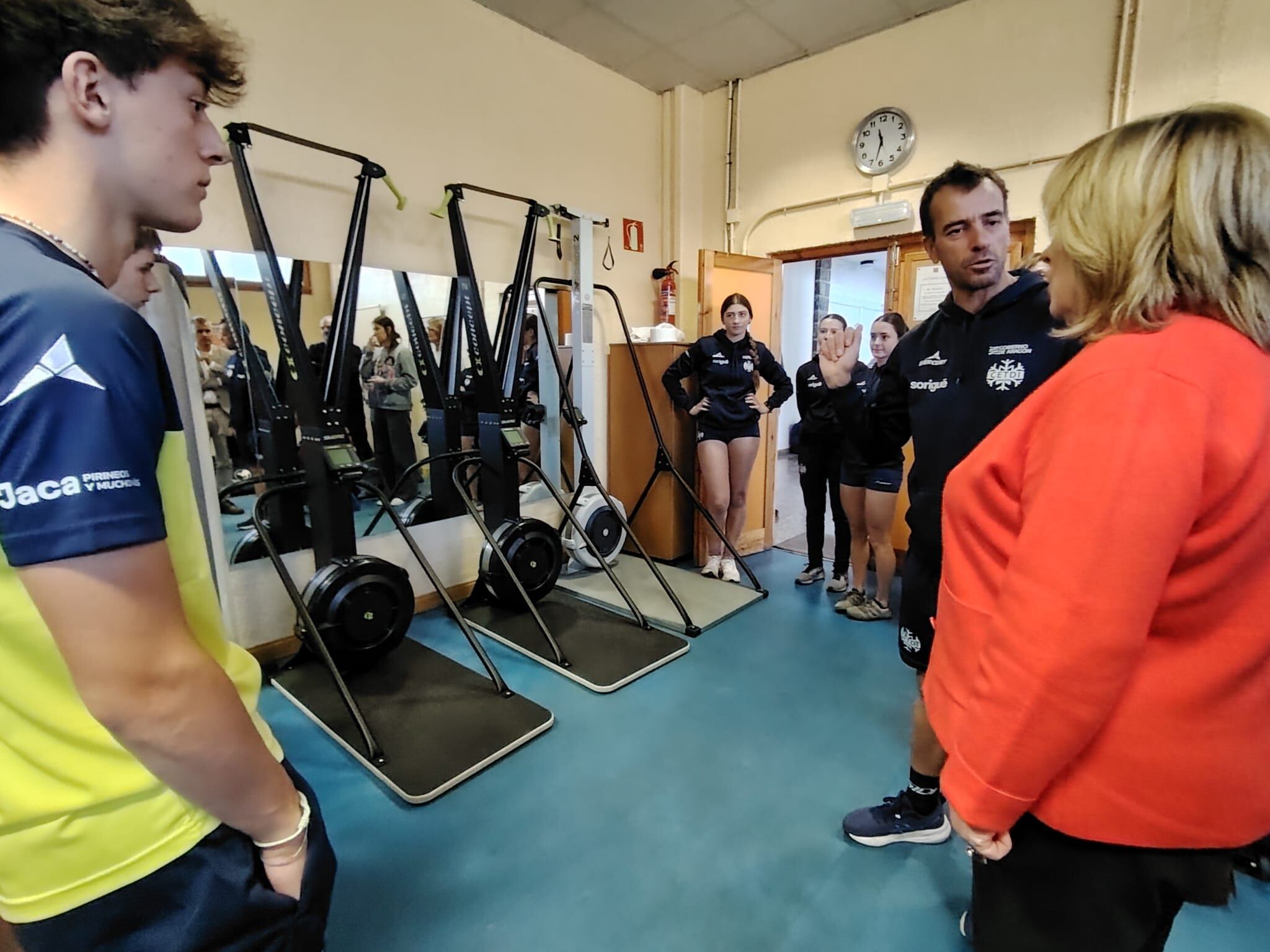 El CETDI de Jaca trabaja con deportistas de alpino, fondo y biathlón