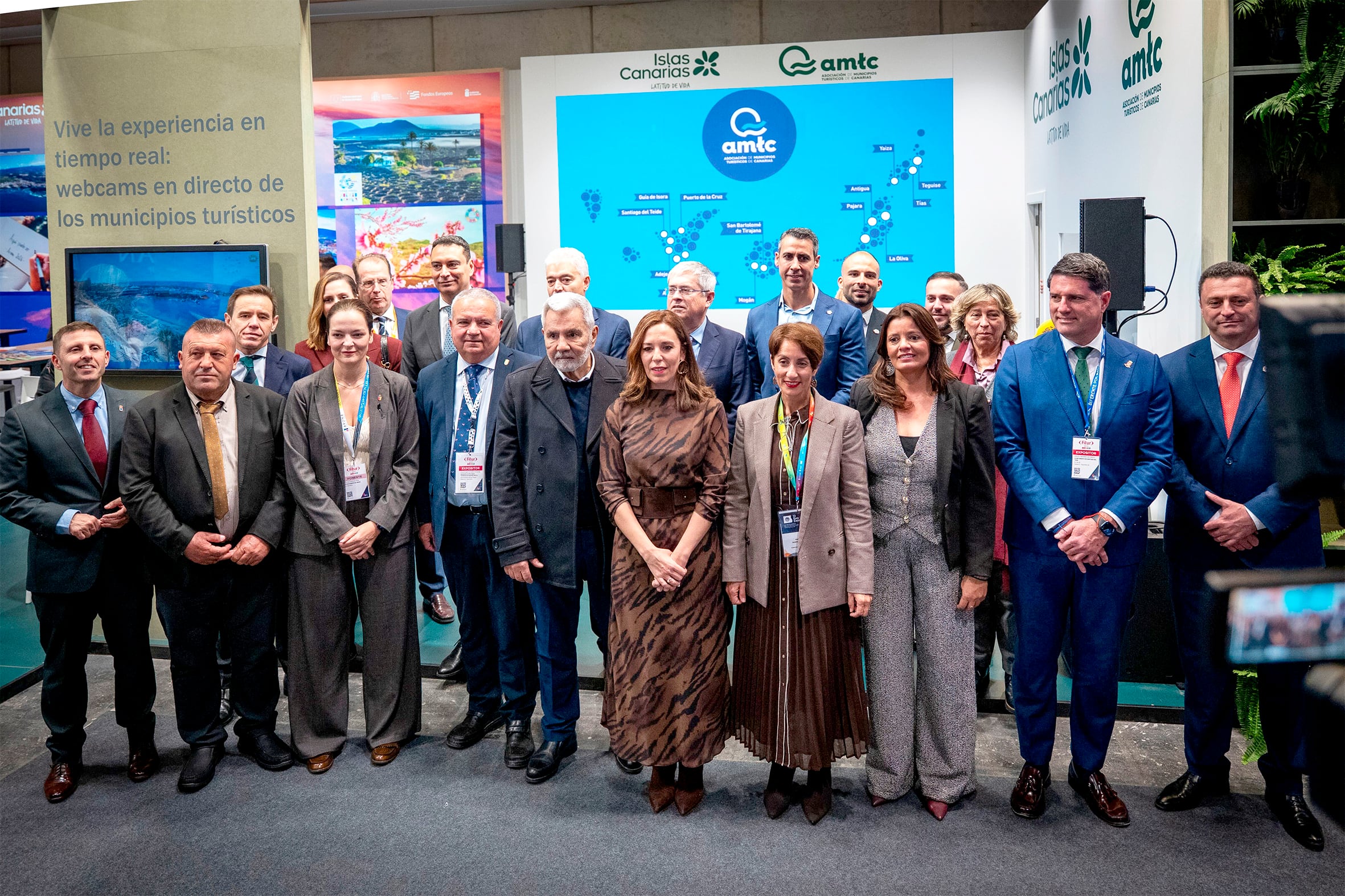 Imagen de familia de la AMTC en Fitur