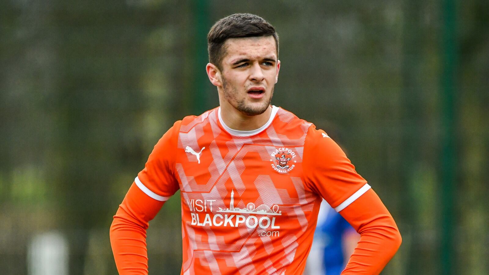 Jake Daniels, jugador del Blackpool que ha anunciado que es gay