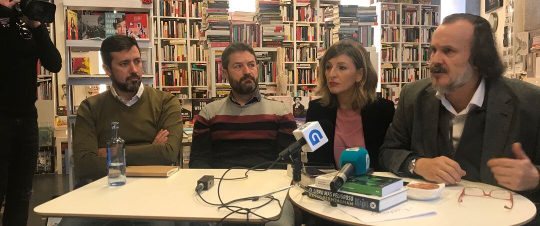 Rueda de prensa de En Marea y el comité de Alcoa