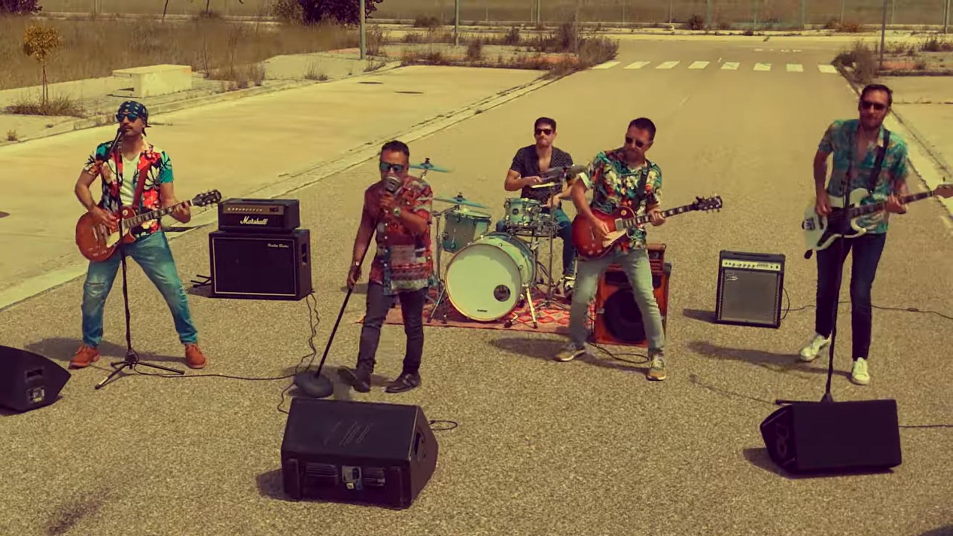 Fotograma del videoclip del cover ‘Será porque te amo’