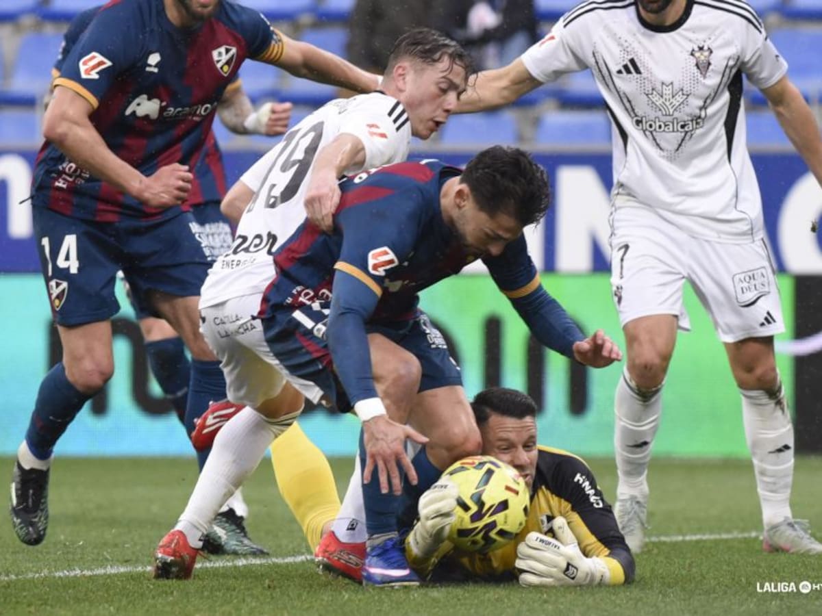 El Albacete se atasca en el momento más importante