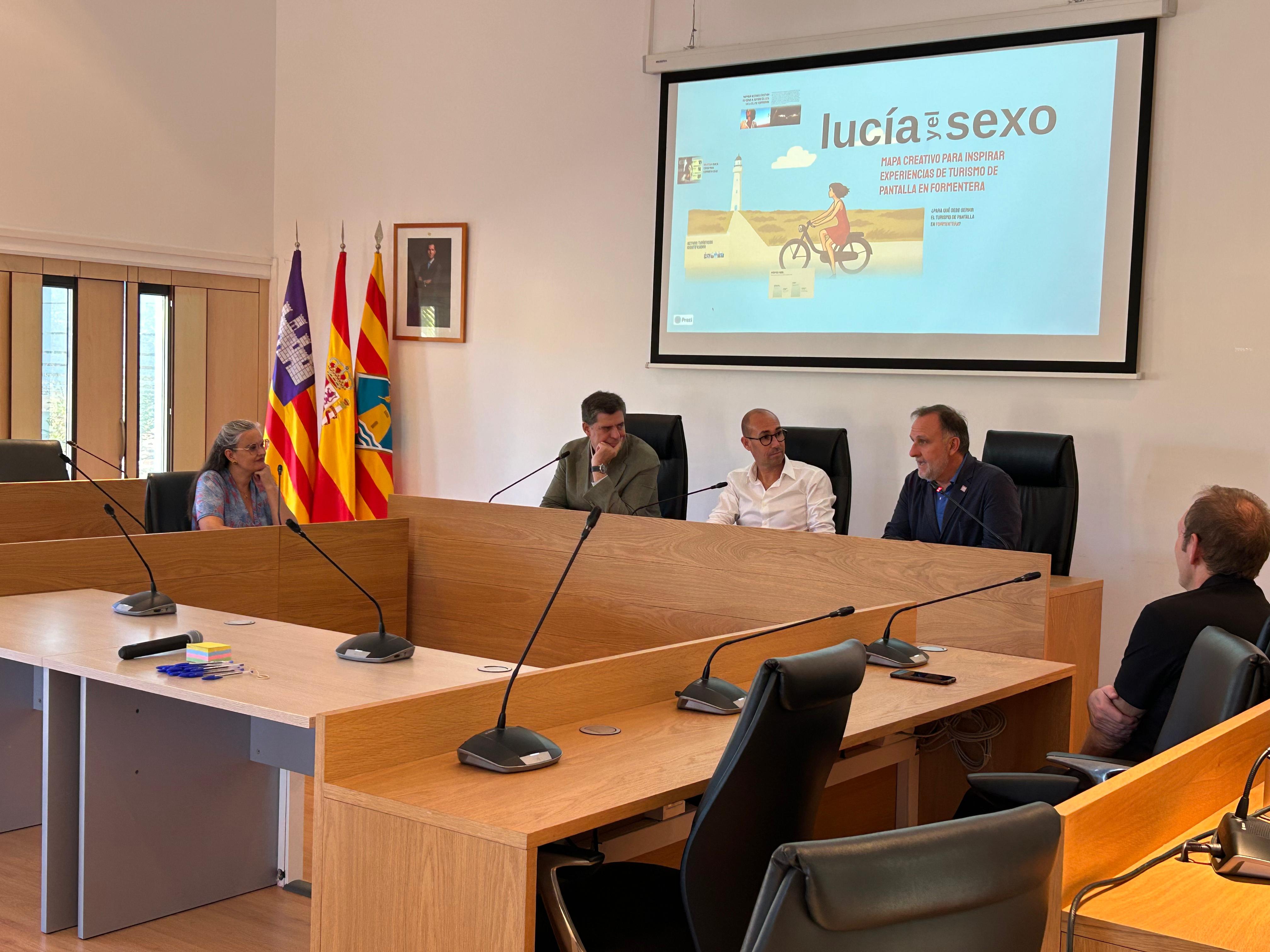 Un momento durante el encuentro en Formentera