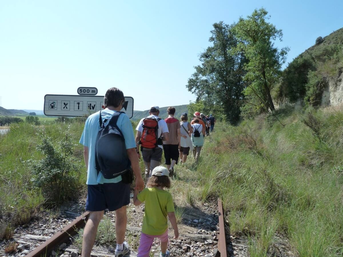 La Marcha por la Vía Verde reivindica el trazado entre Barbastro y Monzón