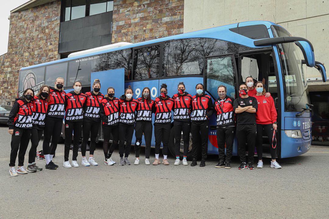 L'Uni, aquest matí abans de marxar.