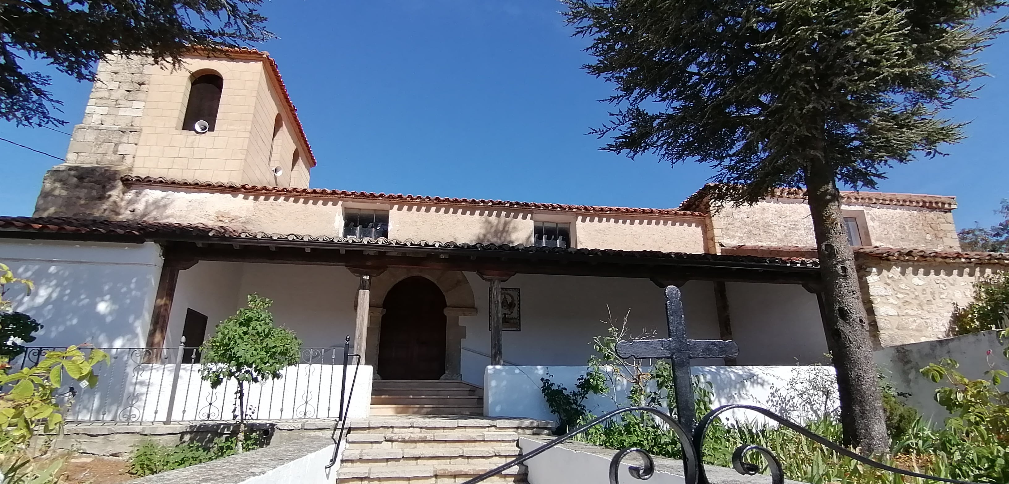 Iglesia de Campillos-Paravientos (Cuenca).