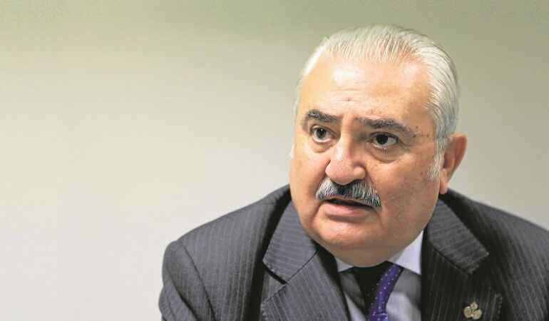 Carlos Bourrellier es el presidente del Consejo de Hermandades y Cofradías de Sevilla