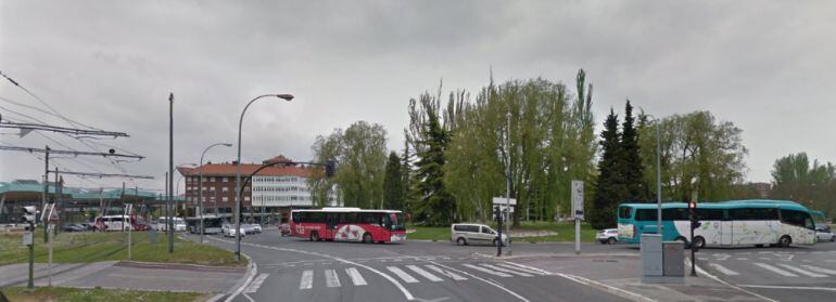 La rotonda de América Latina es un punto negro del tráfico vitoriano