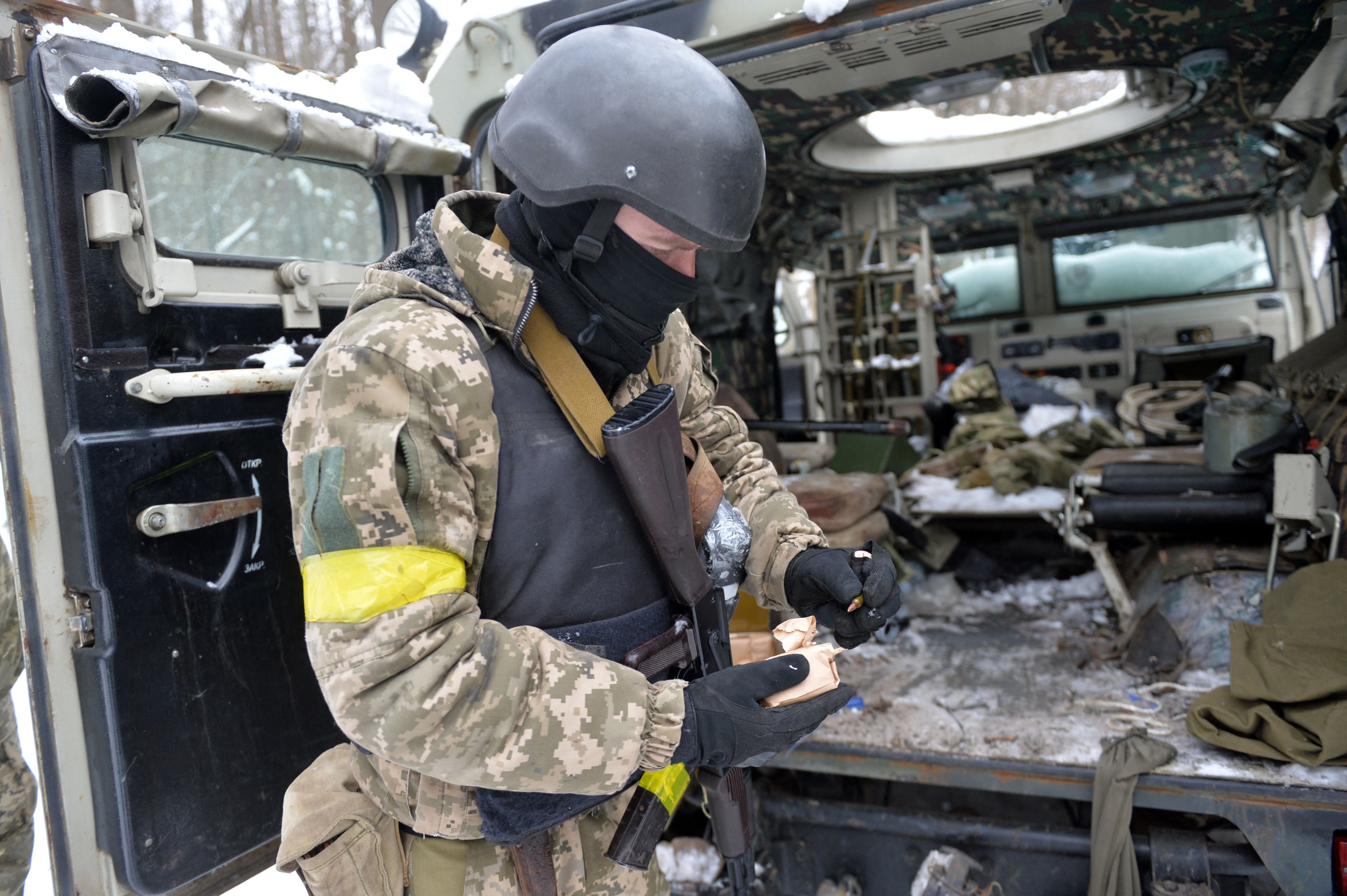 Un militar ucraniano en Kharkiv