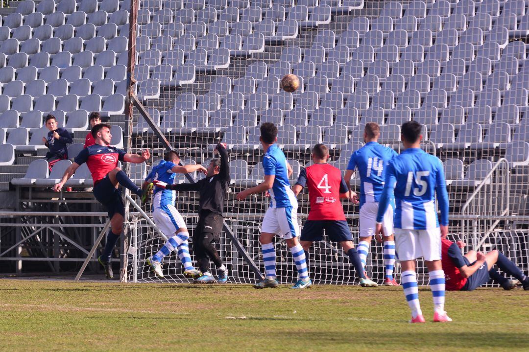 Imagen del partido disputado este domingo en La Juventud