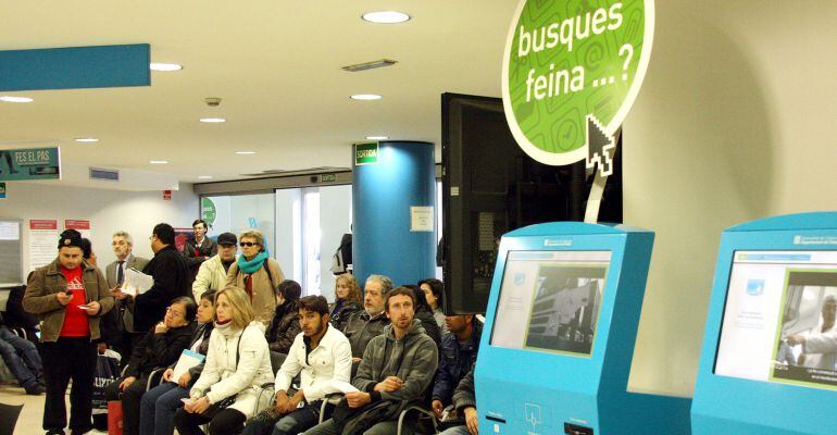 L'atur cau de 20.952 persones al juny, el descens més baix en aquest mes dels últims tres anys