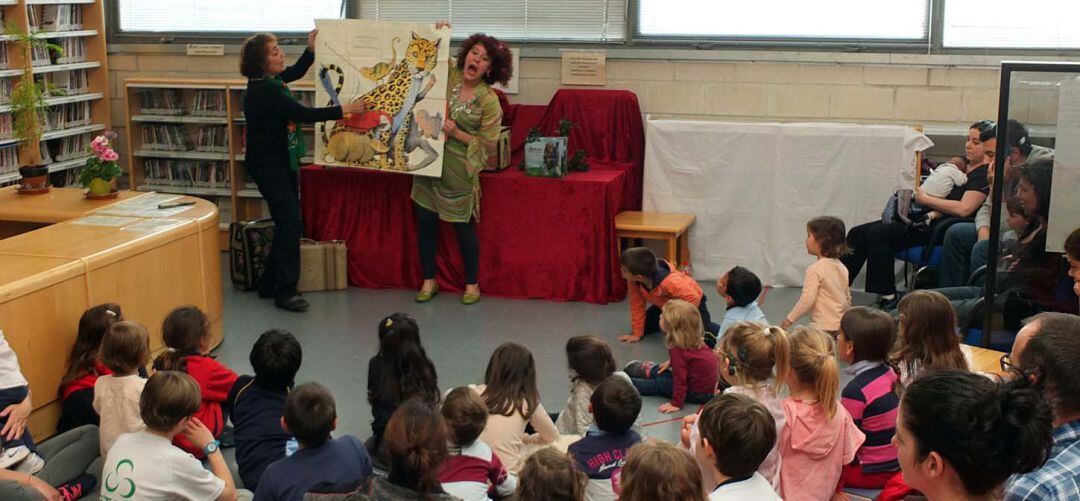 Cuentacuentos en el municipio