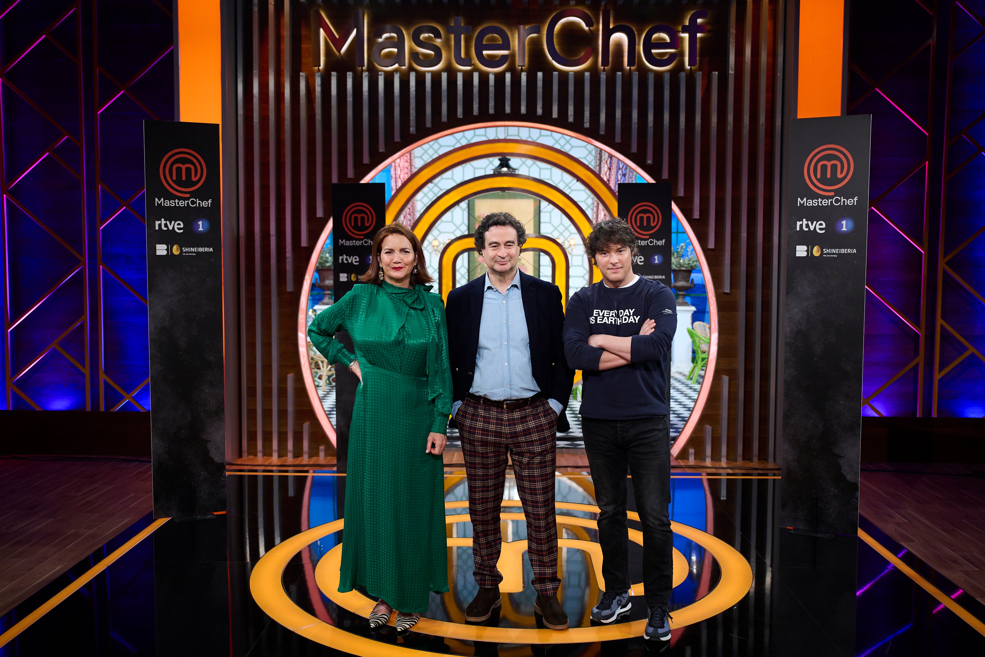 Samantha Vallejo-Nágera, Pepe Rodríguez y Jordi Cruz en MasterChef.