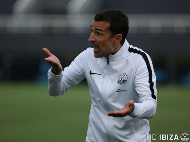 Juan Carlos Carcedo, entrenador del Ibiza