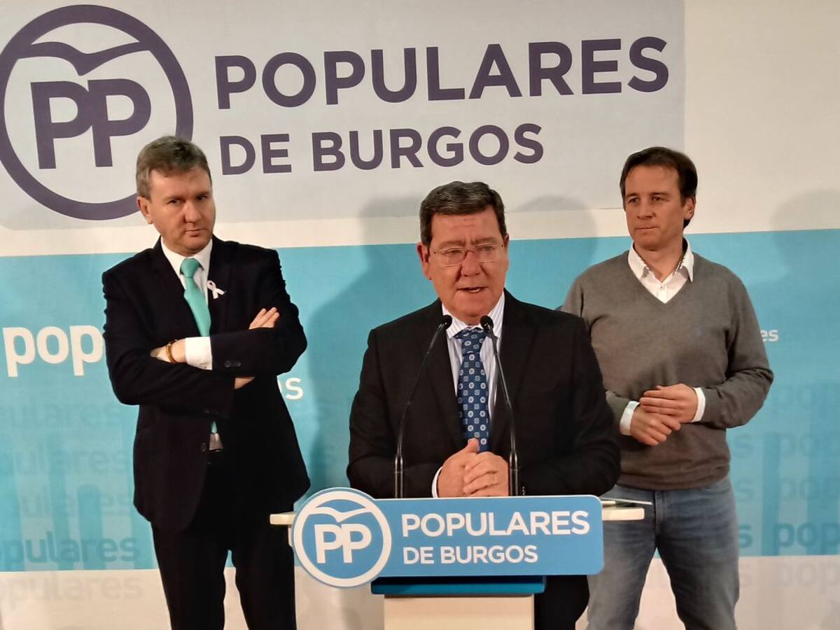 El PP busca sumar 'voto a voto' en un 'panorama electoral confuso'