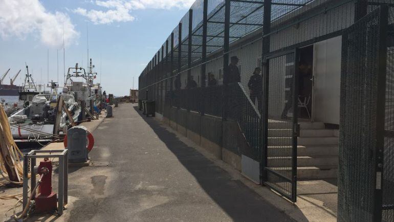 Módulos de custodia del Puerto de Almería.