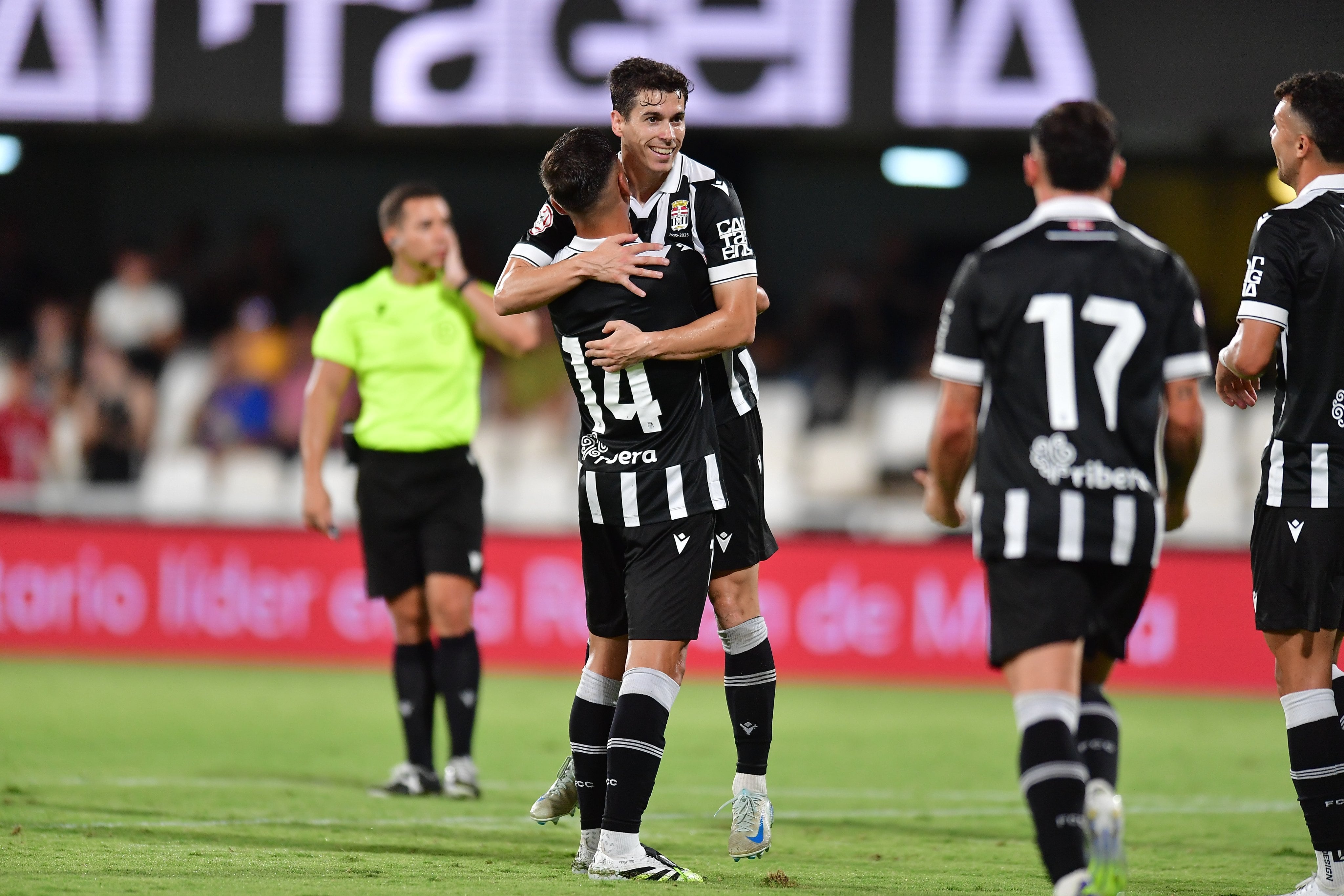 FC Cartagena celebrando el gol de Nacho Sánchez
