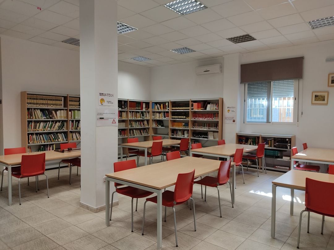 Instalaciones de la Biblioteca Pública Municipal &#039;Juan De Mata Carriazo&#039;