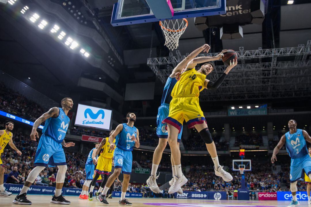 Ante Tomic en un partido de la Liga Endesa contra el Movistar Estudiantes