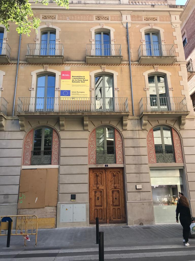 La façana de la casa natal de Salvador Dalí