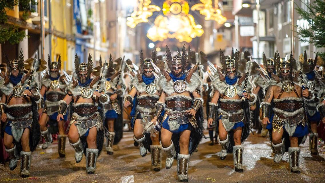 Escuadra de Salvajes. Villena