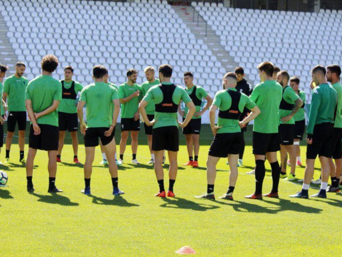 Alfaro y Javi Lara con el alta médica son uno más en la lista de 21 que viaja a Reus