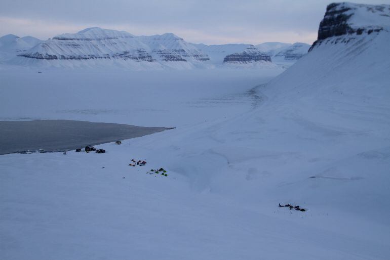 eL Círculo Polar Ártico esta sufriendo un proceso de deshielo sin precedentes en la historia reciente 